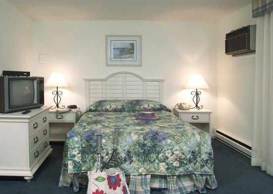 Cape Winds Resort Хианнис Номер фото