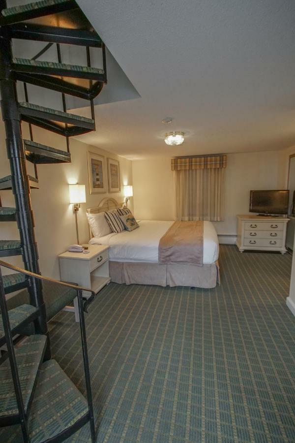 Cape Winds Resort Хианнис Экстерьер фото